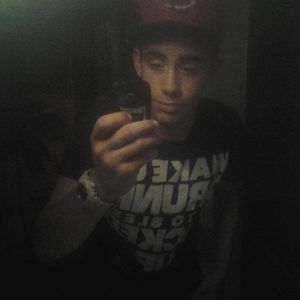 Meet your Posher, Devin